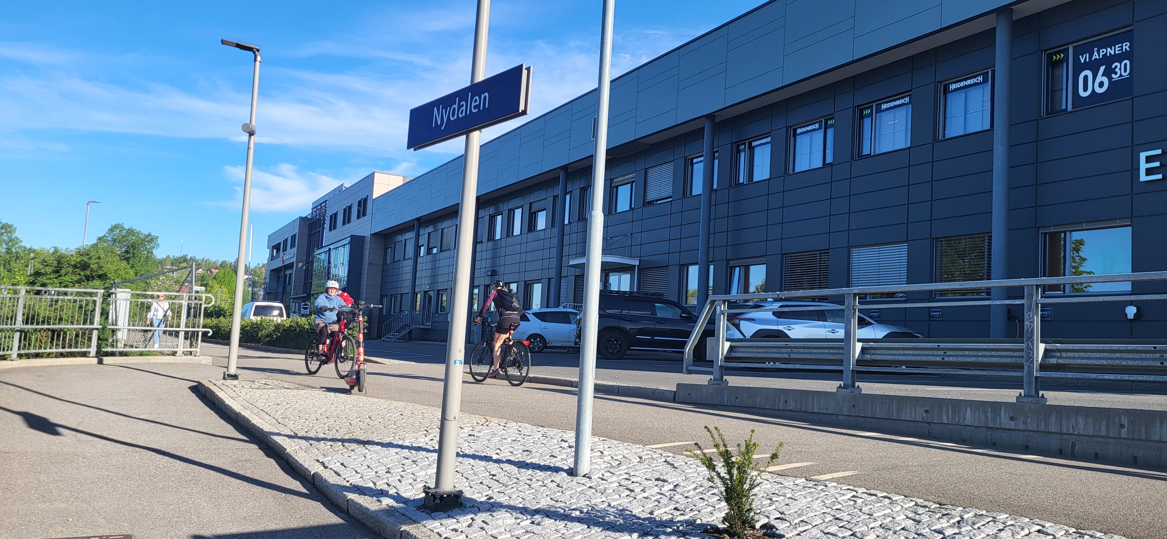 Inngang nydalenHUB ved togstasjon